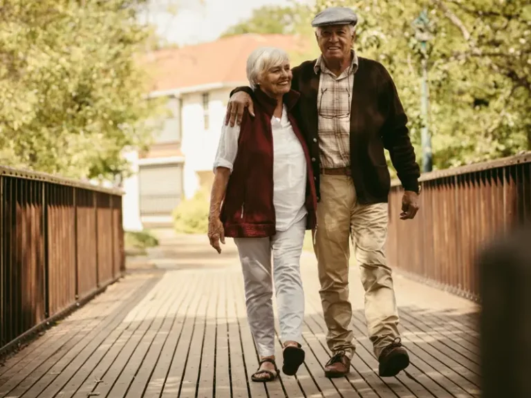 Caminar cada día: el hábito que transforma tu salud